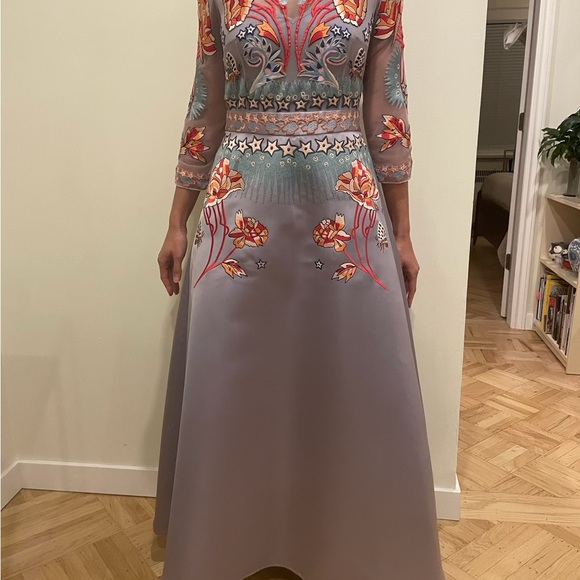 Stunning Temperley of London Gown - Picture 8 of 16